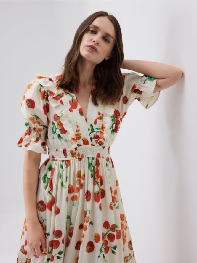 Wzorzysta sukienka midi - wielobarwny