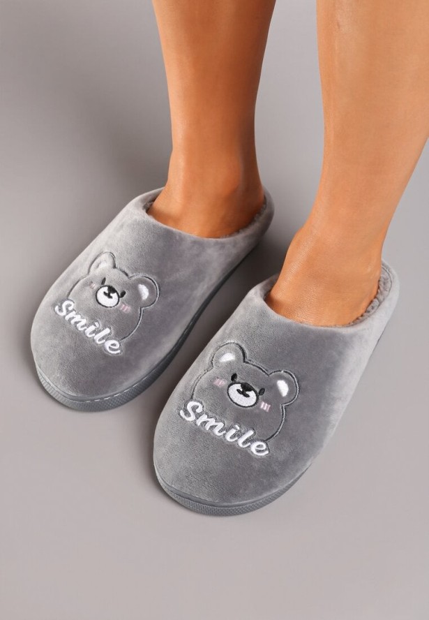 Szare Kapcie Welurowe z Ozdobną Naszywką i Futerkiem Naorita