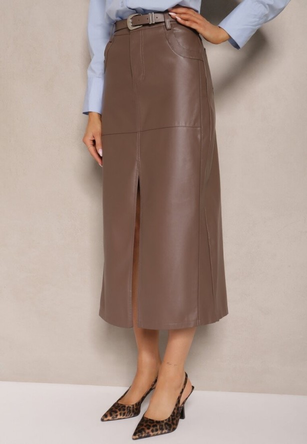 Brązowa Spódnica z Ekoskóry o Ołówkowym Kroju z Wysokim Stanem Rozcięciem i Paskiem Zeleeti