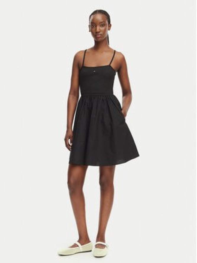 Tommy Jeans Sukienka letnia DW0DW22352 Czarny Slim Fit