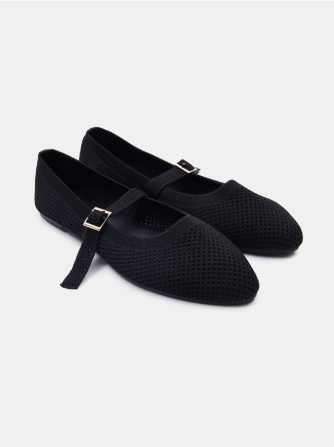 Dzianinowe baleriny z paskiem - czarny