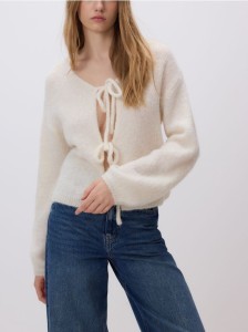 Kardigan z wełną alpaki - złamana biel