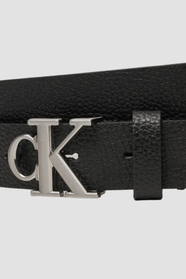 CALVIN KLEIN Czarny damski pasek ze srebrnym CK, Rozmiar 85