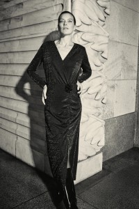 Sukienka maxi z rozcięciem czarna