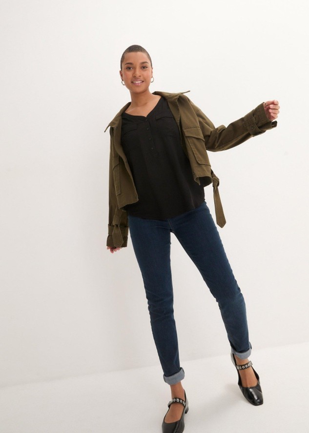 Bluzka z wiskozy z dekoltem w serek, długi rękaw