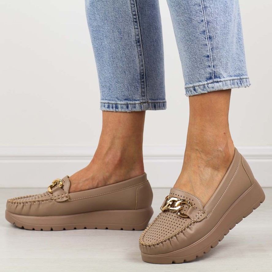 Beżowe mokasyny damskie Potocki 21021