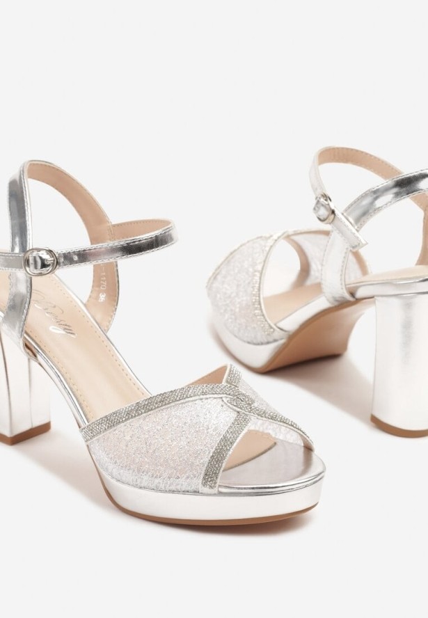 Srebrne Transparentne Sandały na Słupkowym Obcasie Zdobione Brokatem Valdiva