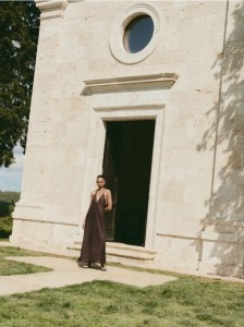 Lniana sukienka midi - ciemnobrązowy