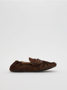 Zamszowe loafersy - ciemnobrązowy