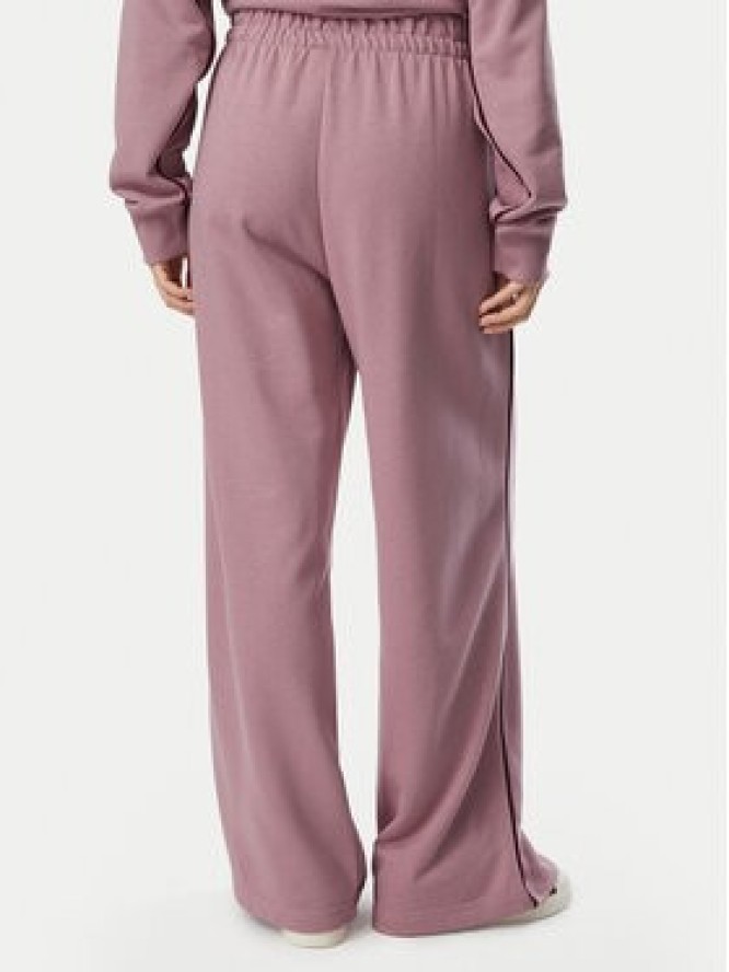adidas Spodnie dresowe Seasonal Essentials KV6865 Różowy Regular Fit