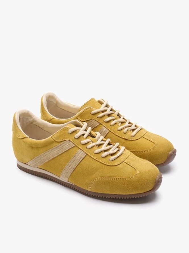 Żółte sneakersy ze skóry welurowej