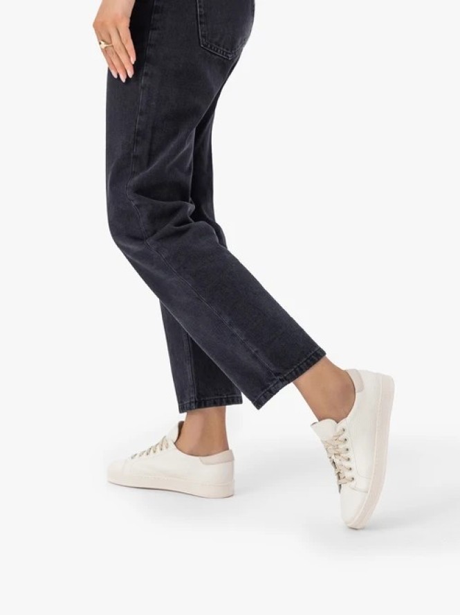 Kremowe sneakersy ze skóry licowej
