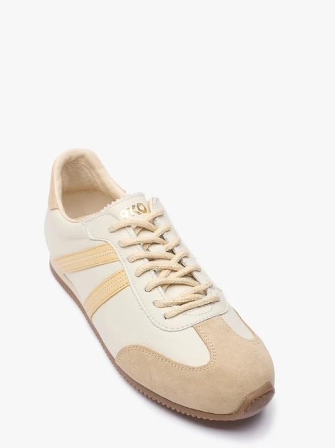 Beżowe sneakersy ze skóry licowej i welurowej