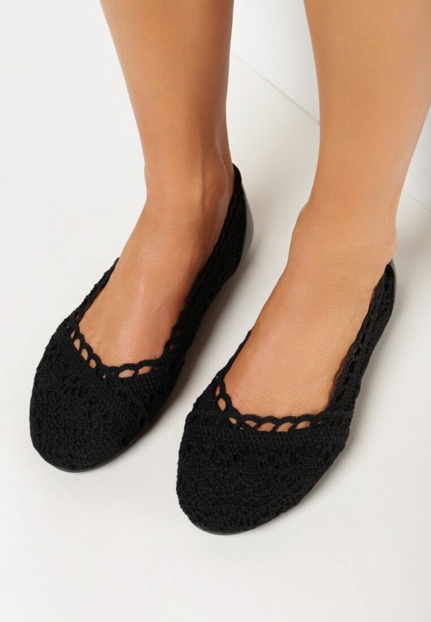 Czarne Koronkowe Balerinki Wsuwane Treada