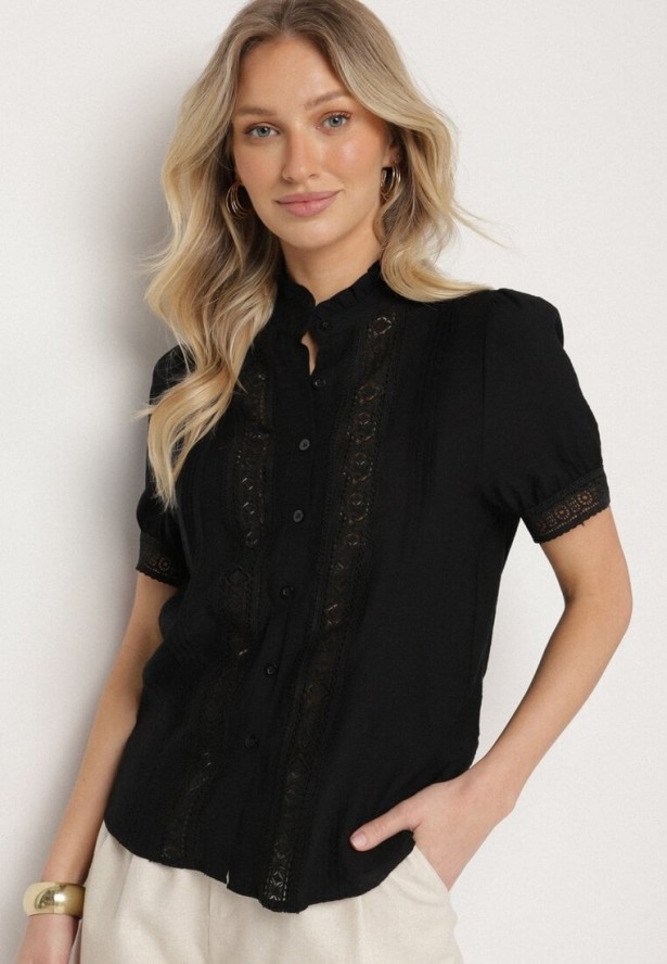 Czarna Wiskozowa Koszula ze Stójką i Koronką Temonea