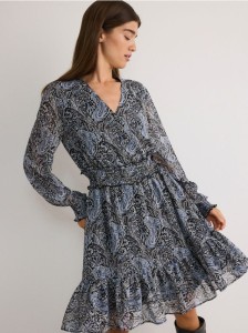 Sukienka we wzór - czarny