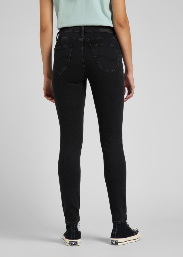 LEE DAMSKIE SPODNIE JEANSOWE LEE FOREVERFIT BLACK AVERY L32SOZVT 112145054