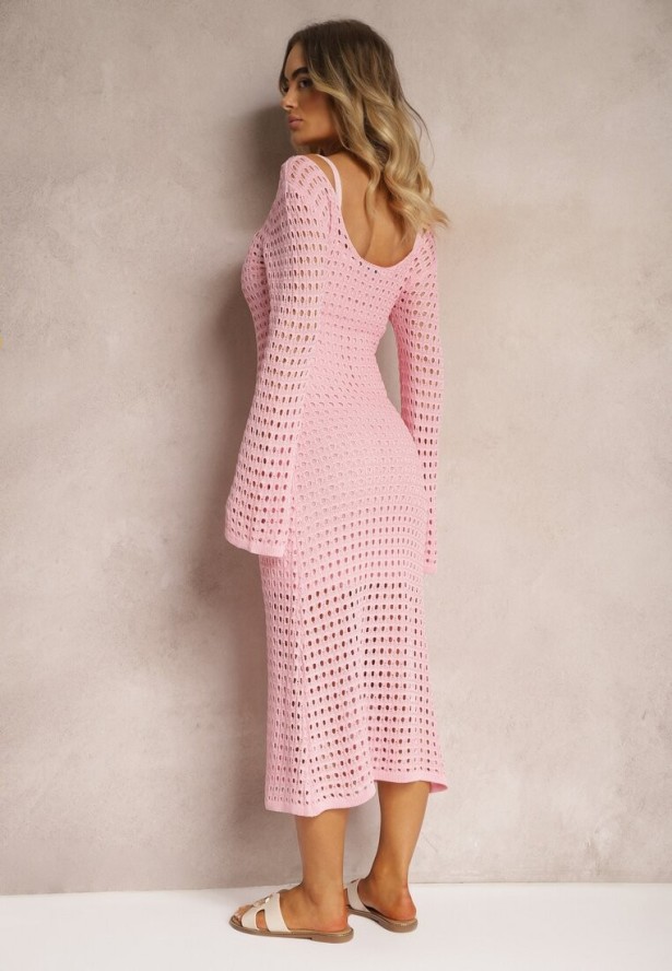 Różowa Sukienka Dzianinowa Midi w stylu Boho z Głębokim Dekoltem na Plecach Moralie