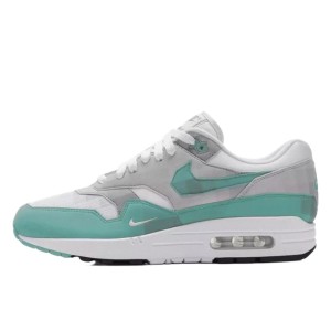 Buty do chodzenia dla dorosłych Air Max 1 .SWOOSH Low Poly Adventure