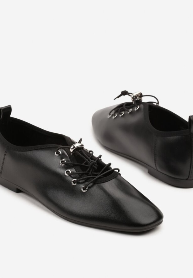 Czarne Półbuty ze Sznurowaniem ze Stoperem Julirine