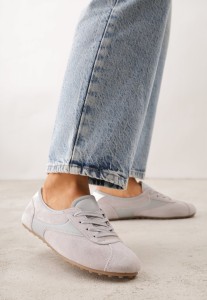 Szare Sneakersy z Imitacji Zamszu w Stylu Kultowych Tenisówek Aelliana