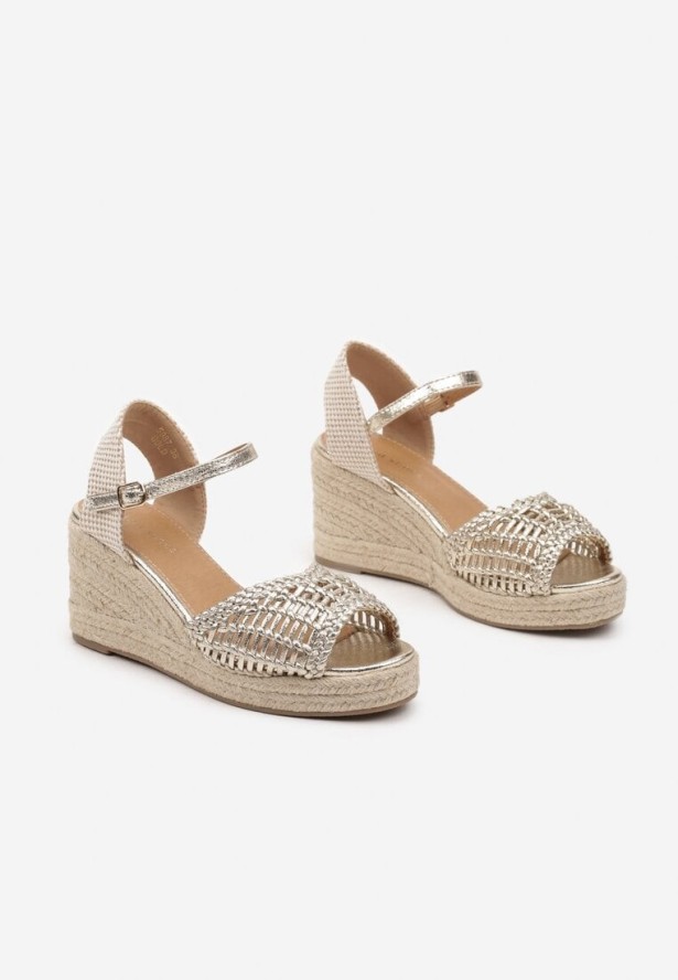 Złote Sandały na Koturnie w Stylu Boho z Plecionką Pasirna