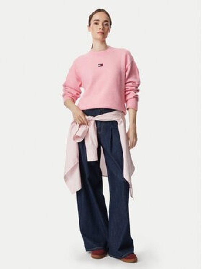 Tommy Jeans Sweter Fluffy Badge DW0DW23831 Różowy jasny Regular Fit