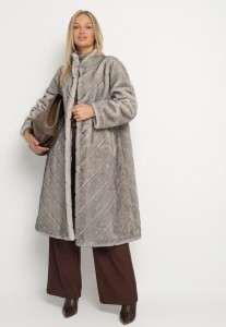 Beżowy Długi Płaszcz Futerko z Ozdobnymi Przeszyciami i Stójką Zenima