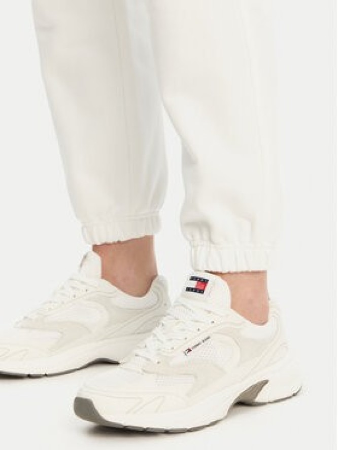 Tommy Jeans Spodnie dresowe Badge DW0DW20679 Écru Regular Fit