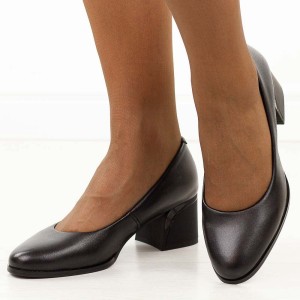 Czarne skórzane czółenka damskie T.Sokolski J25-193