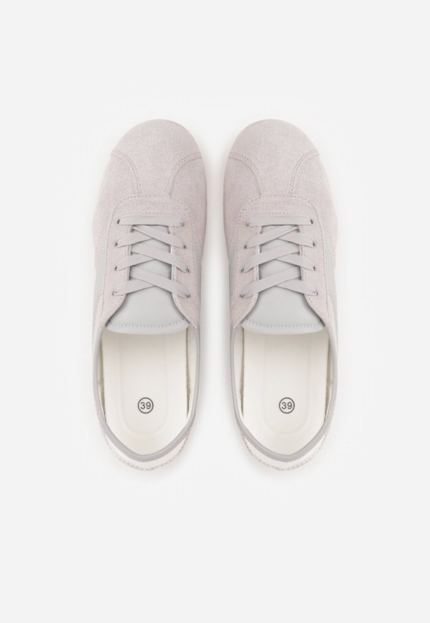 Szare Sneakersy z Imitacji Zamszu w Stylu Kultowych Tenisówek Aelliana