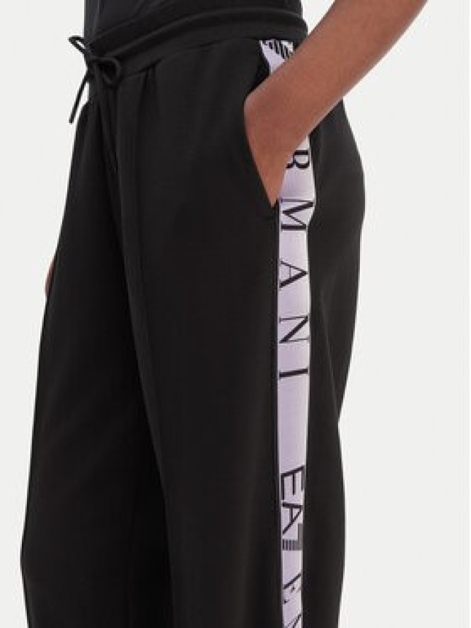 EA7 Emporio Armani Spodnie dresowe 7W001155 AF12501 UC001 Czarny Relaxed Fit