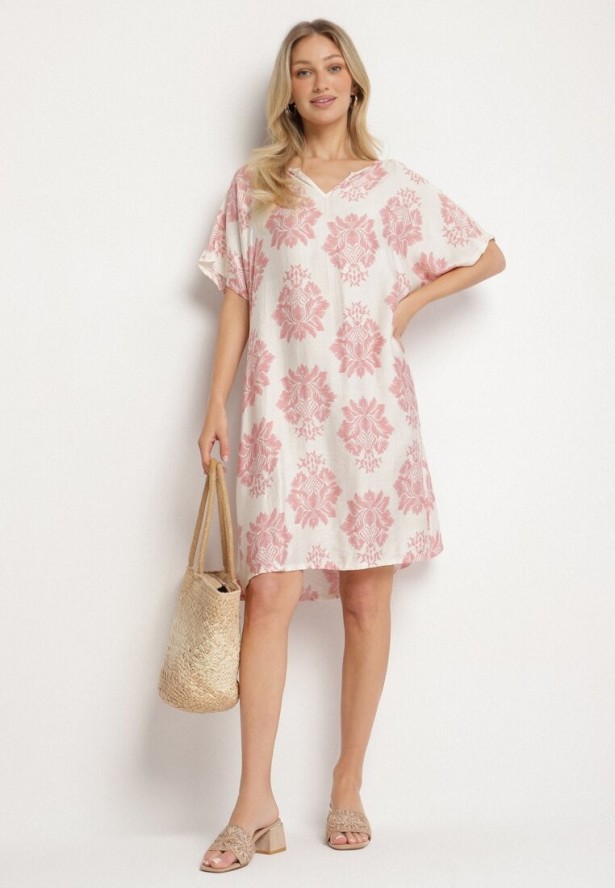 Różowa Pudełkowa Sukienka z Wiskozy Ozdobiona Geometrycznym Wzorem Emilavie