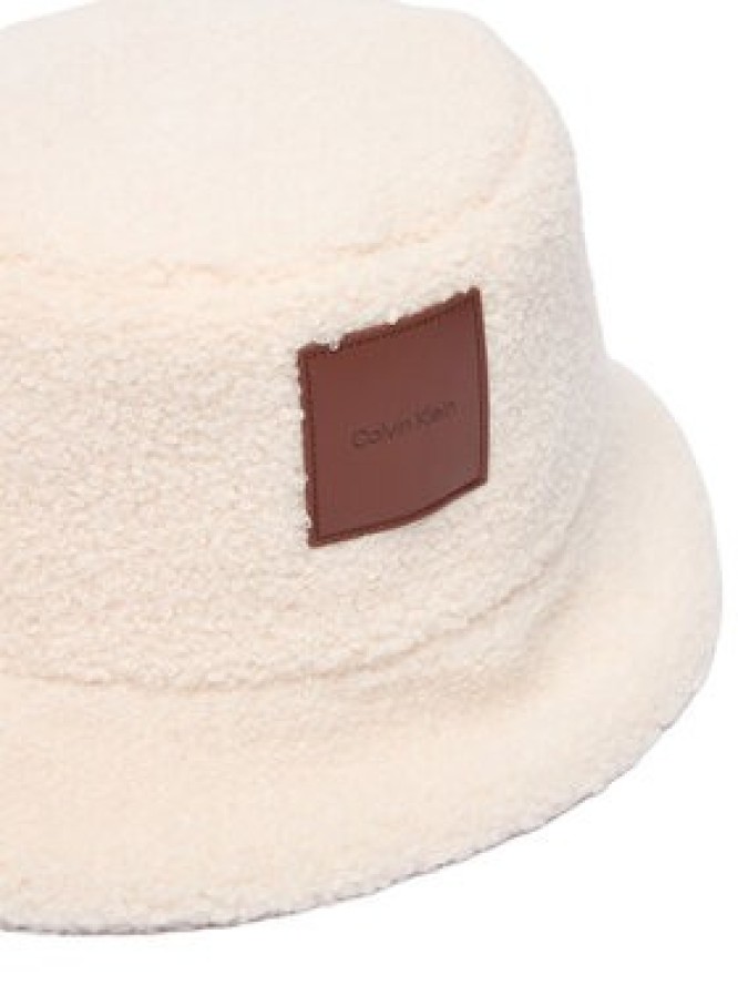 Calvin Klein Kapelusz All-Over Sherpa W/ Patch Bucket LV04F5097G Kremowy