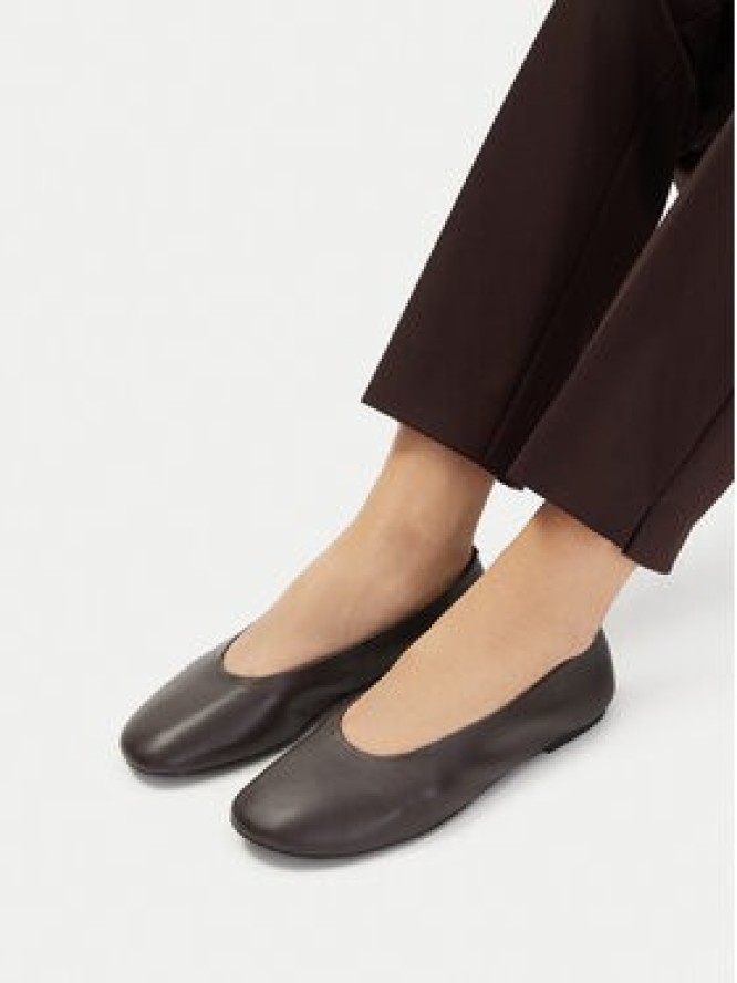 GINO ROSSI Baleriny C-V2127-241 Brązowy