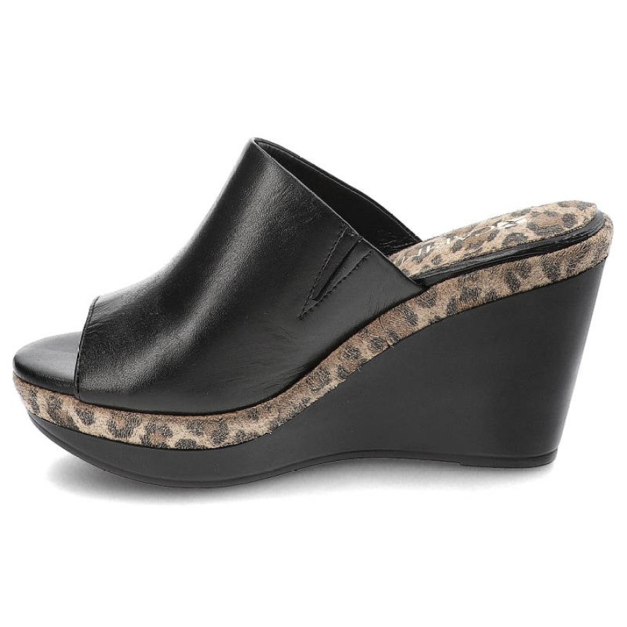 Czarne Klapki Carinii Eleganckie Buty Na Koturnie