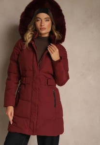 Bordowa Pikowana Kurtka Zimowa z Kapturem z Futerkiem Goella