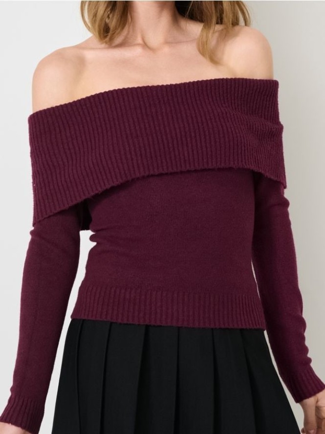 Sweter z dekoracyjnym dekoltem - bordowy