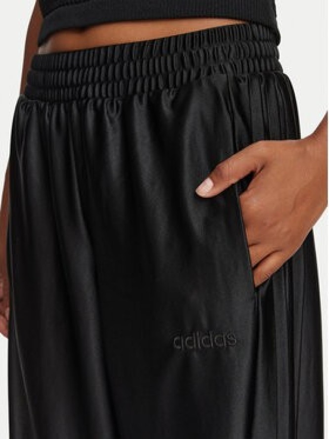 adidas Spodnie materiałowe Essentials Satin KV6849 Czarny Regular Fit
