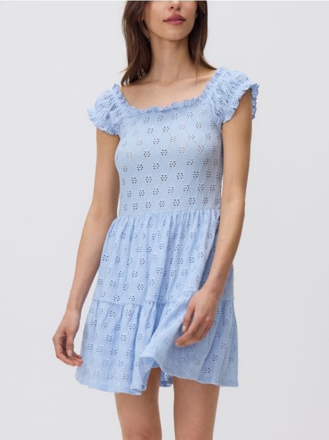 Ażurowa sukienka mini - jasnoniebieski