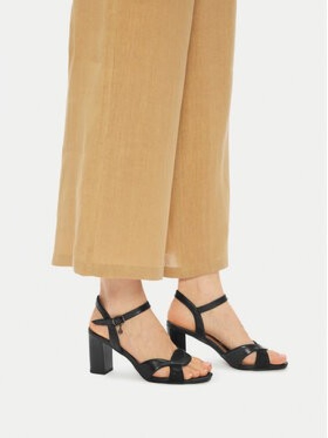 Lasocki Sandały WYL3119-15Z Czarny