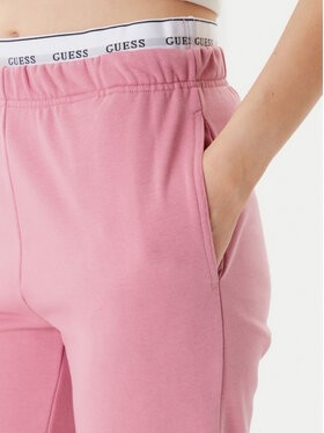 Guess Spodnie dresowe O5RB01 KCO31 Różowy Regular Fit