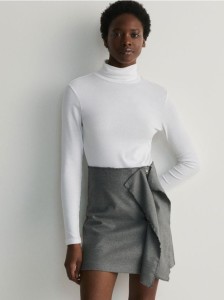 Spódnica mini z ozdobnymi fałdami - jasnoszary