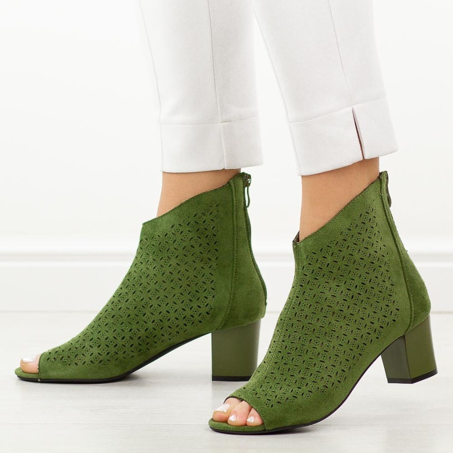 Zielone sandały damskie na obcasie z zakrytą piętą M.Daszyński 1954-23