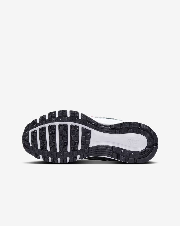 NIKE P-6000 Buty do biegania damskie