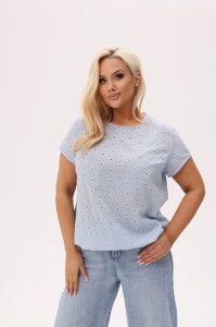Jasnoniebieska bluzka Lira ze 100% haftowanej bawełny w drobne stokrotki PLUS SIZE XXL OVERSIZE WIOSNA