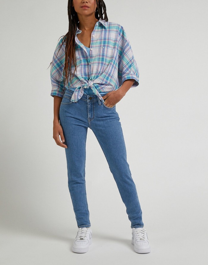 LEE SCARLETT DAMSKIE SPODNIE JEANSOWE JUST A BREESE L526FAB38 112330601