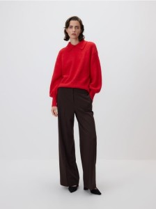 Sweter z kołnierzykiem - czerwony