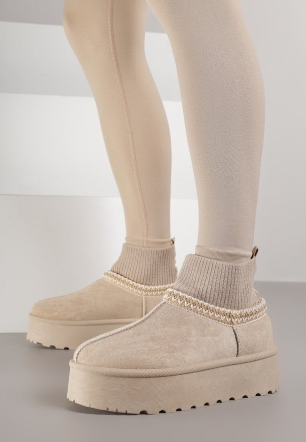 Beżowe Śniegowce VICES na Grubej Podeszwie z Haftem i Skarpetkową Cholewką Enantia