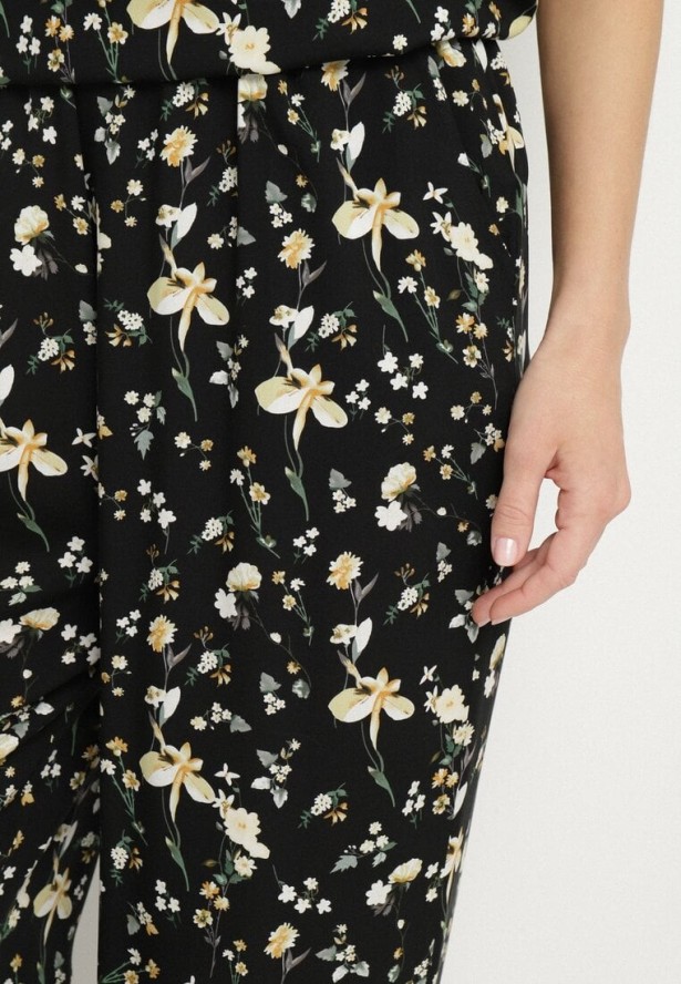 Czarne Spodnie z Wysokim Stanem w Kwiaty Borsedi